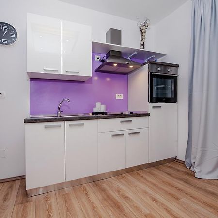 Apartment Api Rovinj Buitenkant foto